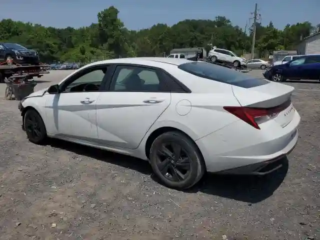 KMHLM4AJ6NU027862 2022 HYUNDAI ELANTRA-1