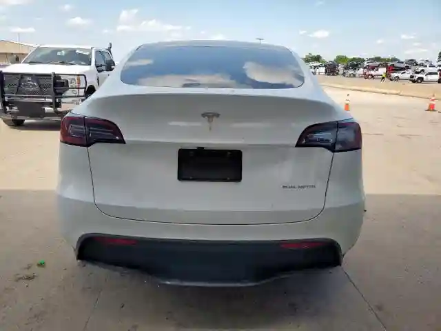 7SAYGDEE4PA176362 2023 TESLA MODEL Y-5