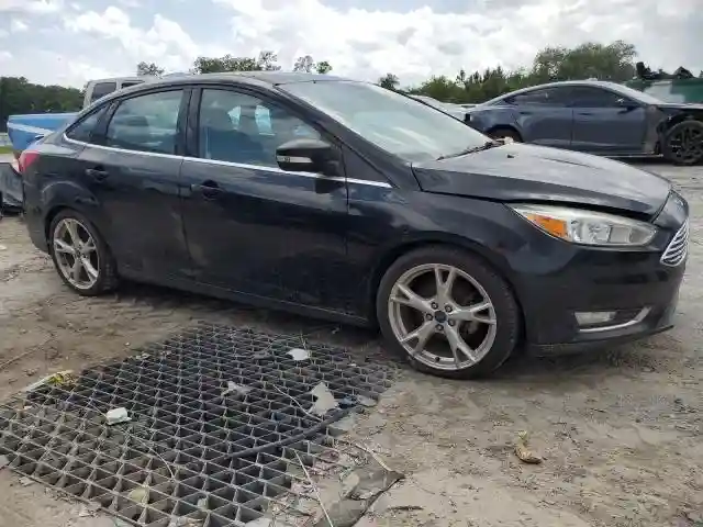 1FADP3J28FL362590 2015 FORD FOCUS-3