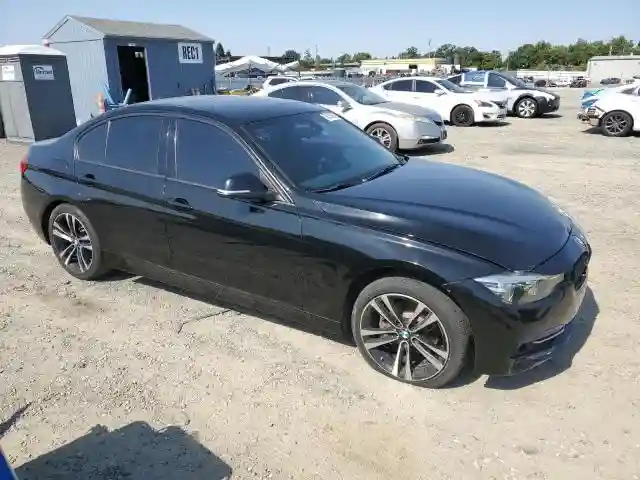 WBA8B9G52JNU98674 2018 BMW 3 SERIES-3