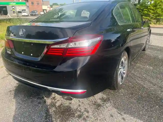 1HGCR2F39GA008216 2016 HONDA ACCORD-3