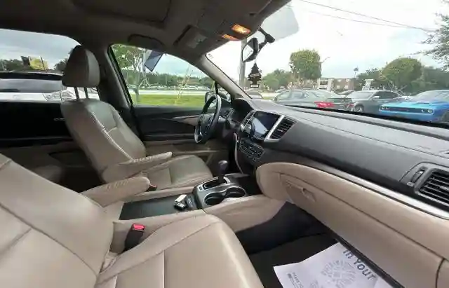 5FNYF5H75GB057838 2016 HONDA PILOT-4