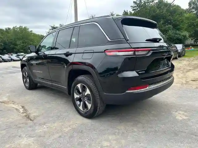 1C4RJYB67RC710710 2024 JEEP GRAND CHEROKEE-1