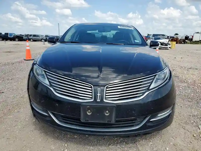 3LN6L2G92FR603215 2015 LINCOLN MKZ-4
