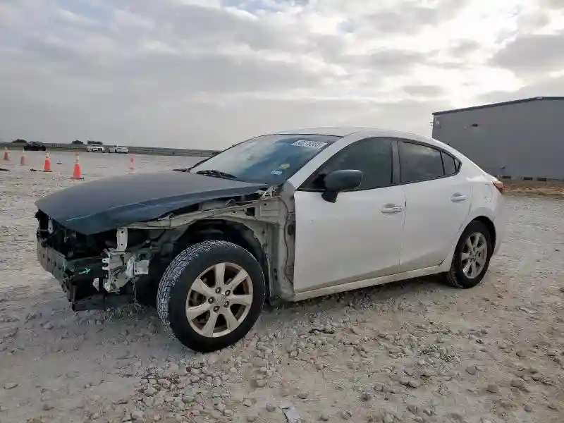3MZBM1U75FM174014 2015 MAZDA 3-0