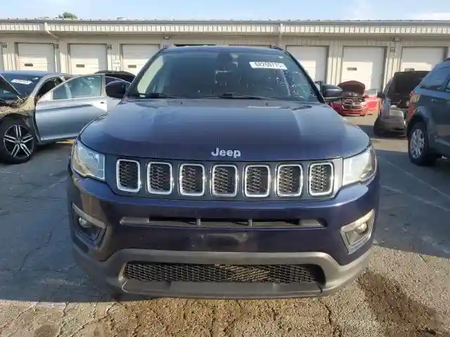 3C4NJCBB5JT186724 2018 JEEP COMPASS-4