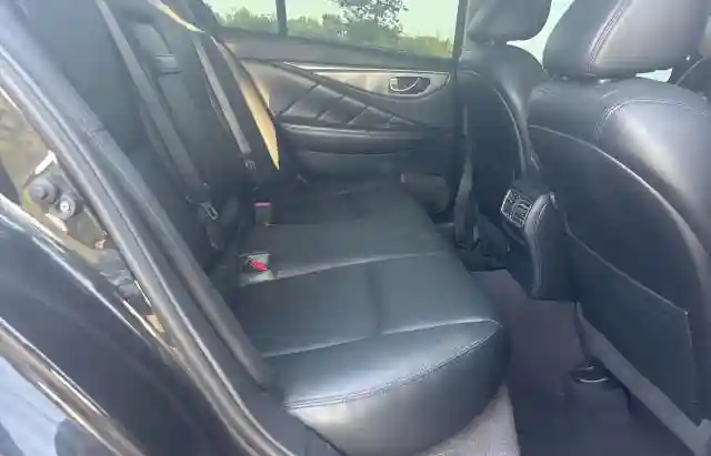 JN1EV7AP4JM590552 2018 INFINITI Q50-5