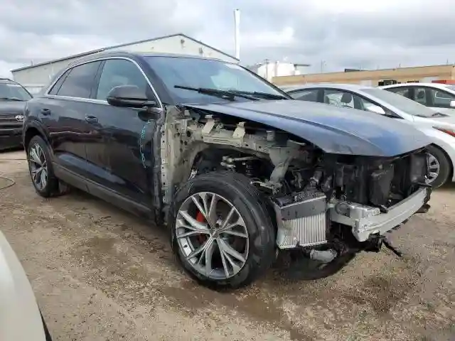 WA1FVAF1XKD031182 2019 AUDI Q8-3