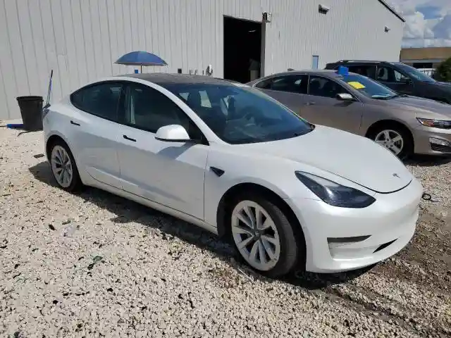5YJ3E1EA6NF291067 2022 TESLA MODEL 3-3