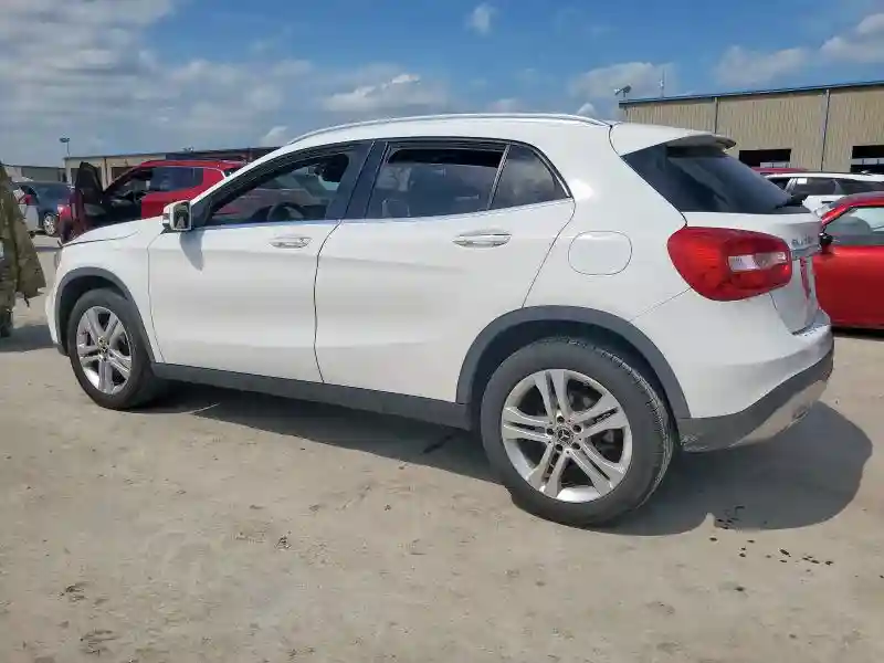 WDCTG4EB0JJ482632 2018 MERCEDES-BENZ GLA-CLASS-1