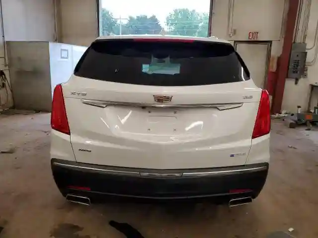 1GYKNDRS7HZ303462 2017 CADILLAC XT5-5