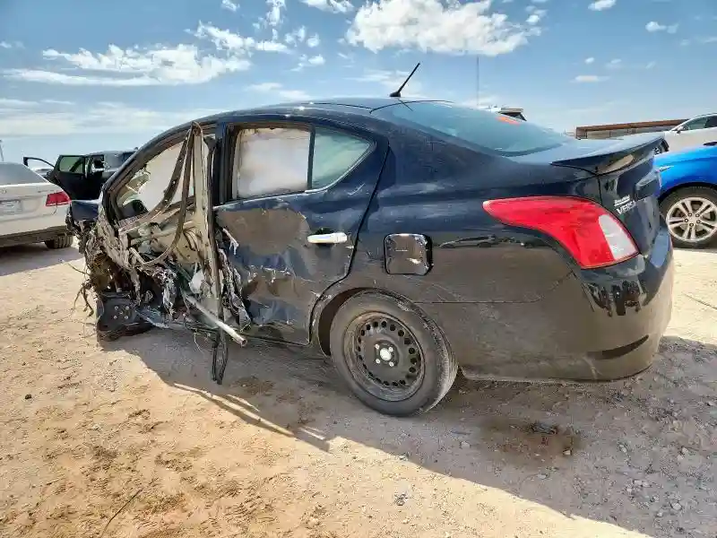 3N1CN7AP1HL873339 2017 NISSAN VERSA-1