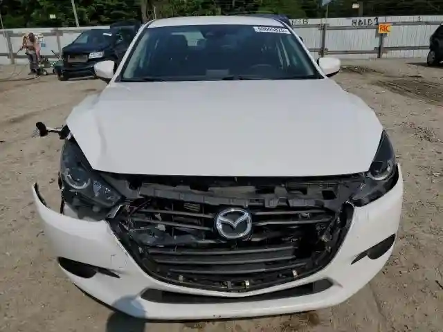 3MZBN1U71JM212747 2018 MAZDA 3-4