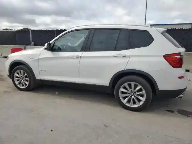5UXWX9C38H0T16417 2017 BMW X3-1