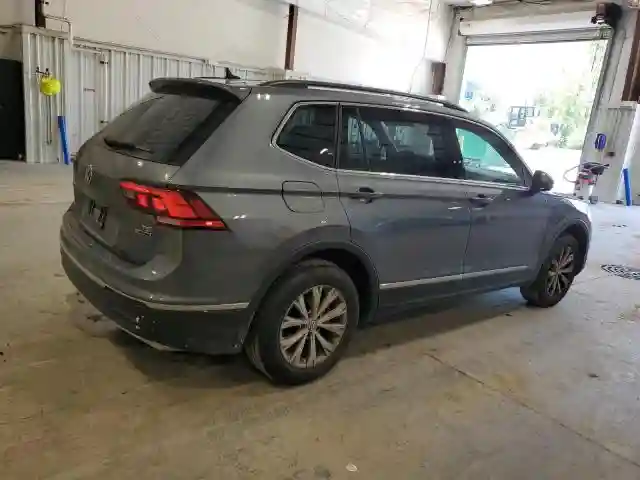 3VV2B7AX2JM027014 2018 VOLKSWAGEN TIGUAN-2