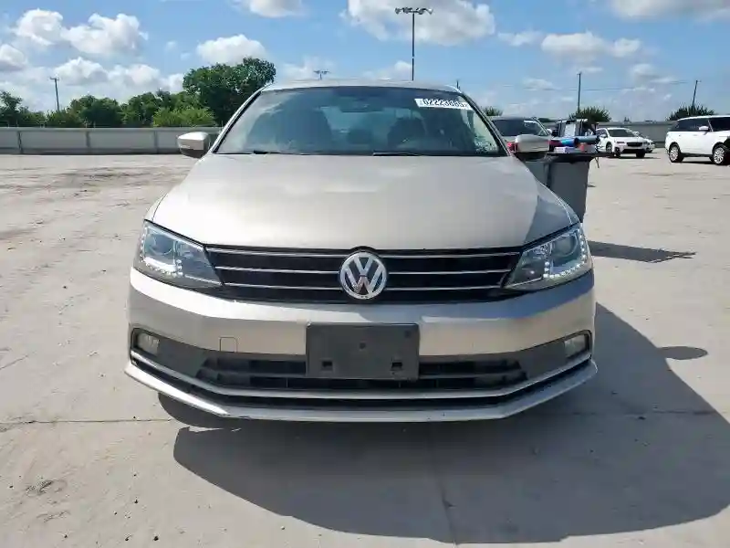 3VWD07AJ6FM252596 2015 VOLKSWAGEN JETTA-4