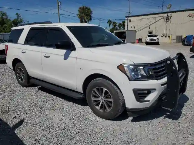 1FMJU1FT1KEA12398 2019 FORD EXPEDITION-3