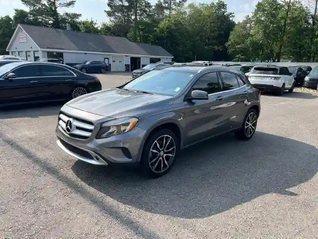 WDCTG4GB8GJ246588 2016 MERCEDES-BENZ GLA-CLASS-1