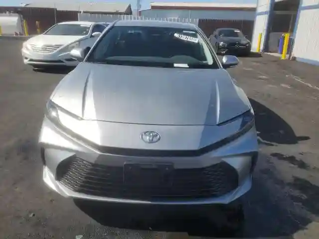 4T1DAACK9SU142694 2025 TOYOTA CAMRY-4