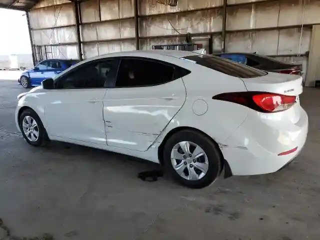 5NPDH4AE8GH760704 2016 HYUNDAI ELANTRA-1