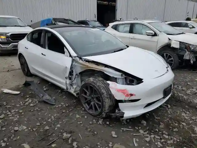 5YJ3E1EAXNF114036 2022 TESLA MODEL 3-3