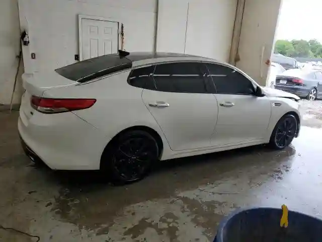 5XXGU4L30JG179804 2018 KIA OPTIMA-2
