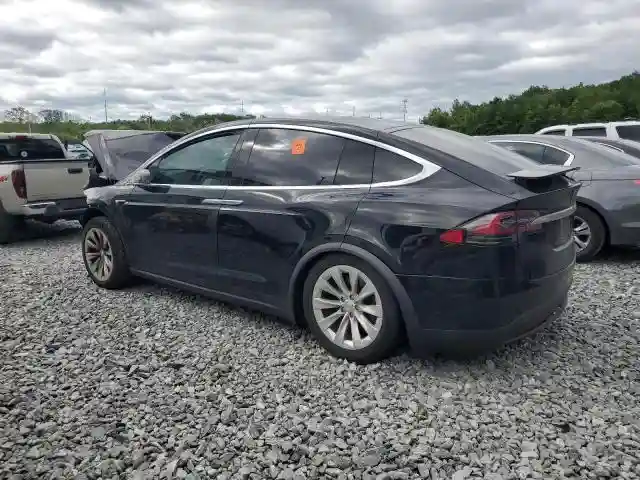 5YJXCDE26LF281122 2020 TESLA MODEL X-1
