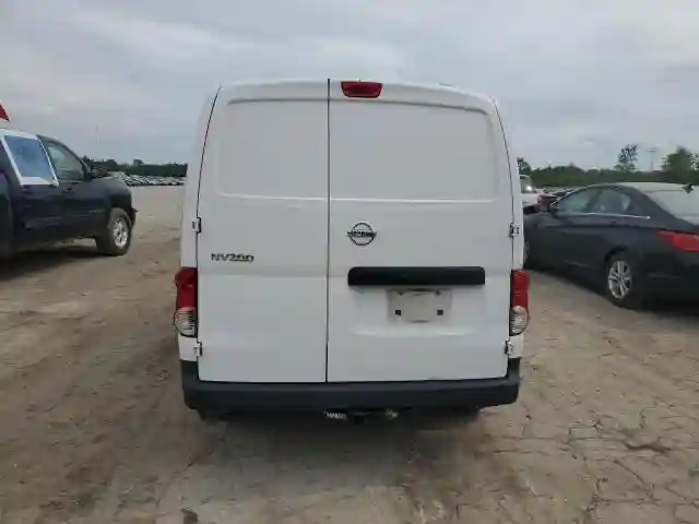 3N6CM0KN8HK699308 2017 NISSAN NV-5