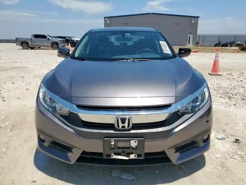 JHMFC1F72JX018583 2018 HONDA CIVIC-4