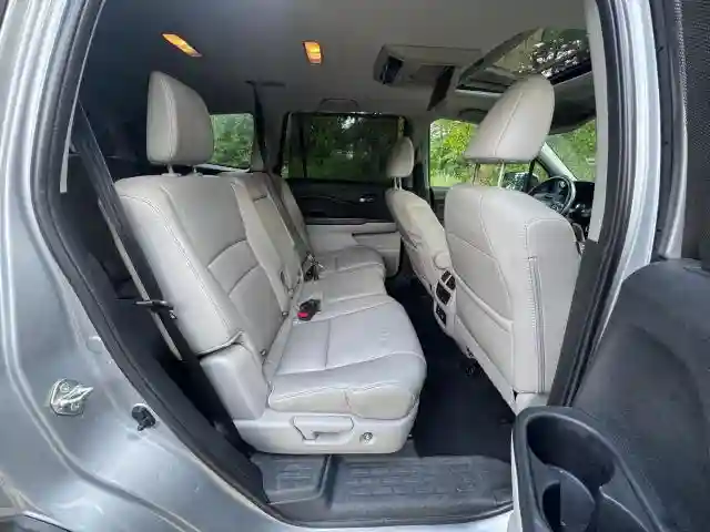 5FNYF6H94JB070661 2018 HONDA PILOT-5