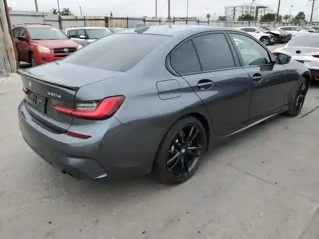 3MW5P7J06M8C15108 2021 BMW 3 SERIES-2