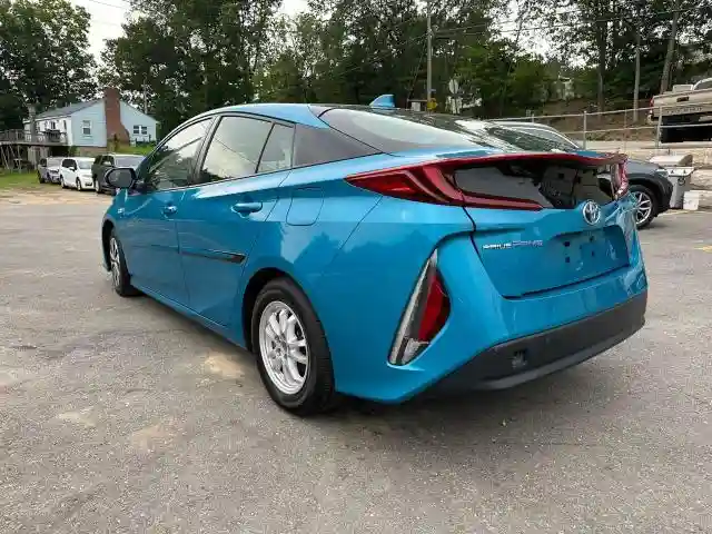 JTDKAMFP7N3203457 2022 TOYOTA PRIUS-1