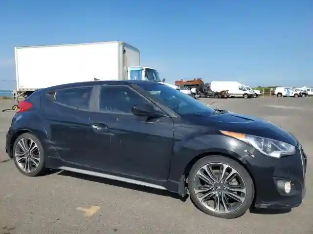 KMHTC6AE6GU263562 2016 HYUNDAI VELOSTER-3
