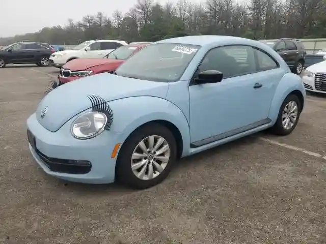 3VWF17AT1FM645560 2015 VOLKSWAGEN BEETLE-0