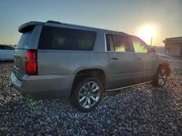 1GNSCJKC3KR129739 2019 CHEVROLET SUBURBAN-2