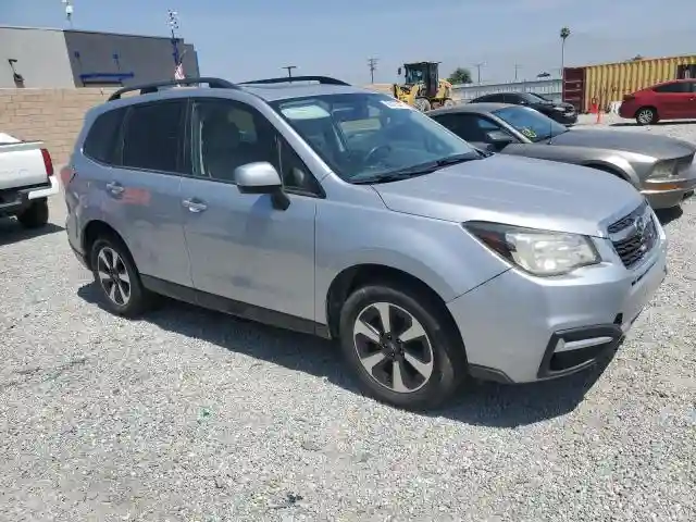 JF2SJAGC2HH429828 2017 SUBARU FORESTER-3