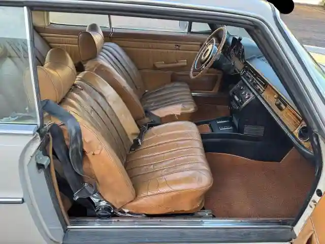 11402312005315 1972 MERCEDES-BENZ 250-CLASS-4