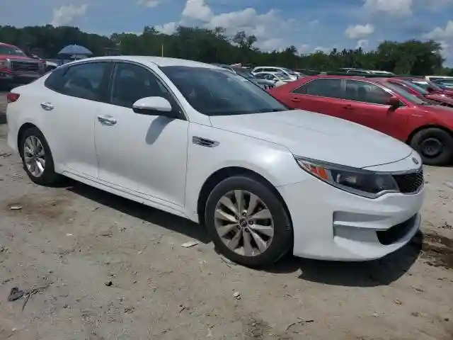 5XXGT4L30HG150073 2017 KIA OPTIMA-3
