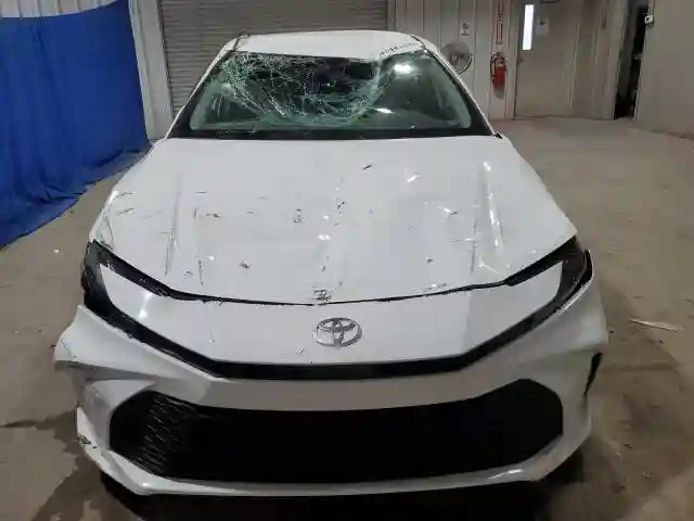 4T1DAACKXSU507139 2025 TOYOTA CAMRY-4