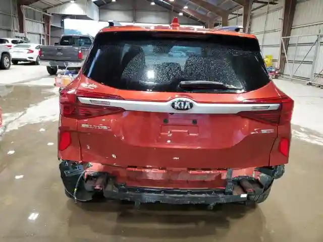 KNDEUCA21M7083494 2021 KIA SELTOS-5