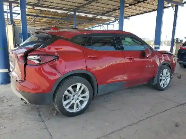 3GNKBDR41MS519404 2021 CHEVROLET BLAZER-2