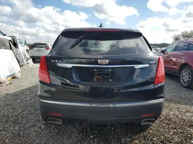1GYKNCRS7HZ130553 2017 CADILLAC XT5-5