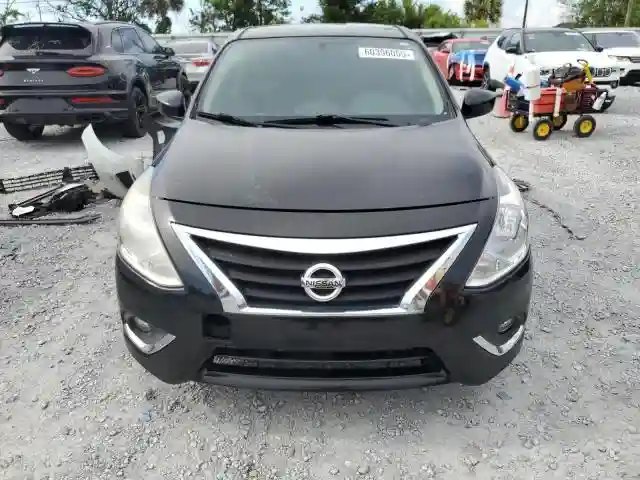 3N1CN7AP1JL809016 2018 NISSAN VERSA-4