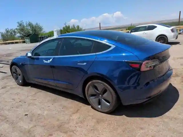 5YJ3E1EBXJF146469 2018 TESLA MODEL 3-1
