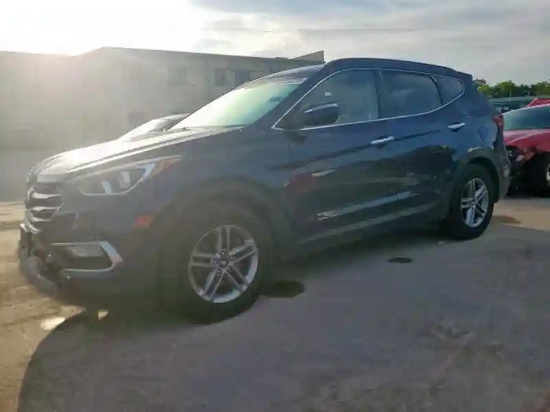 5XYZU3LB7JG562872 2018 HYUNDAI SANTA FE-0