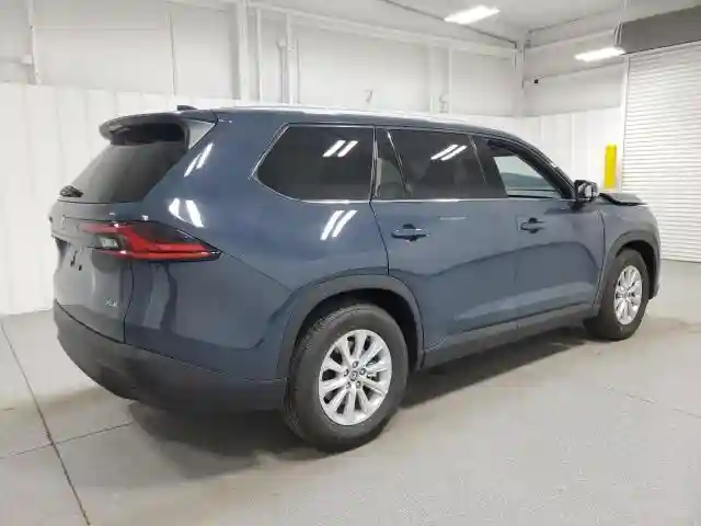 5TDAAAA5XSS024890 2025 TOYOTA GRAND HIGH-2