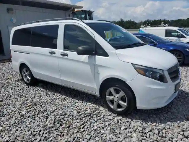 WD4PG2EE1H3265634 2017 MERCEDES-BENZ METRIS-3