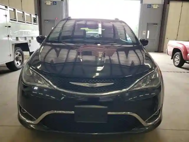 2C4RC1EG7HR684427 2017 CHRYSLER PACIFICA-4