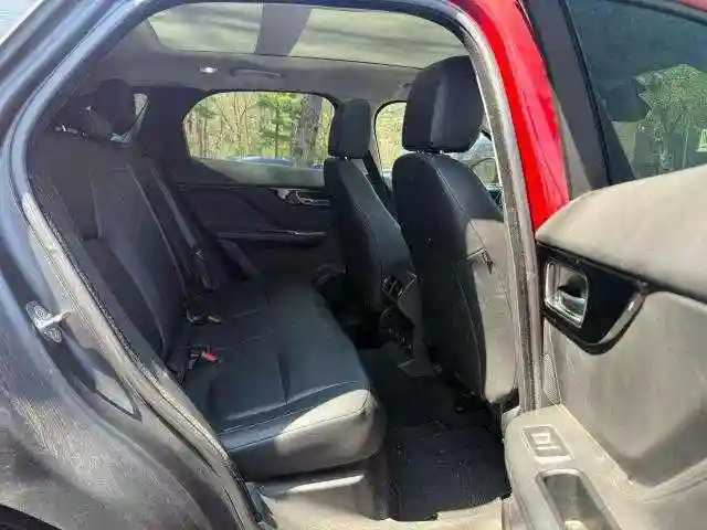 SADCJ2BV6HA072359 2017 JAGUAR F-PACE-5