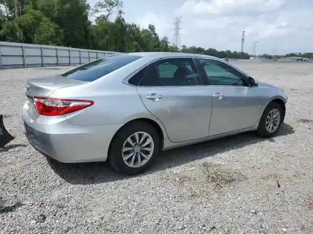 4T1BF1FK0GU139923 2016 TOYOTA CAMRY-2